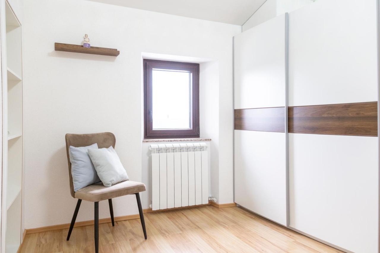 Apartments Milok Secovlje Luaran gambar