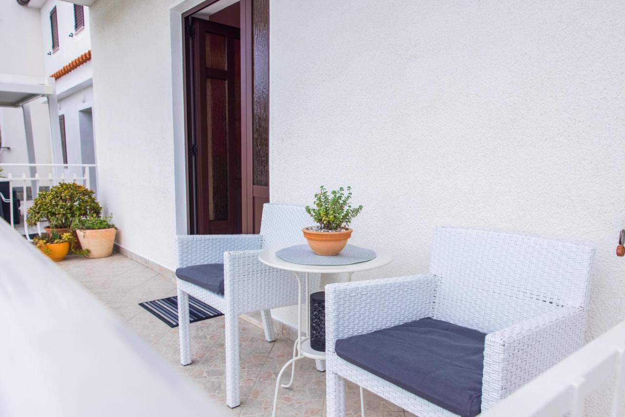 Apartments Milok Secovlje Luaran gambar